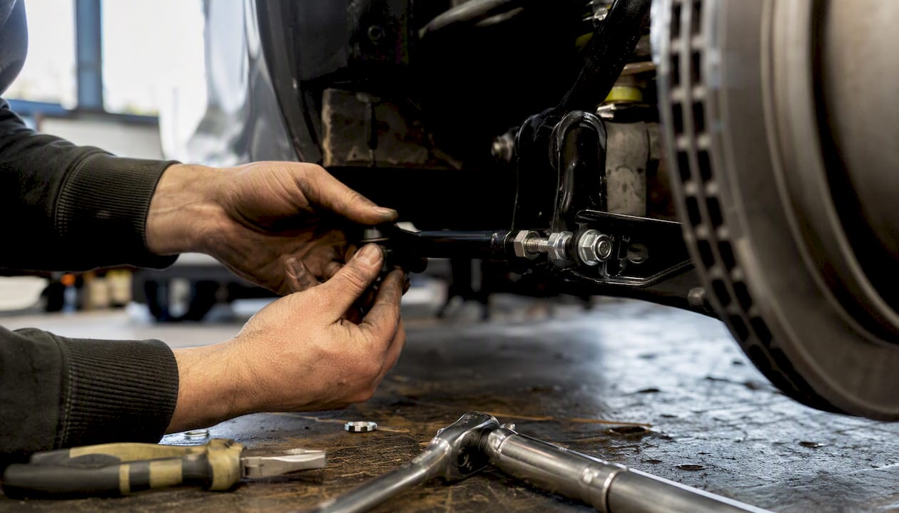 Adjustable Control Arms Lowered: A Builder's Setup Guide