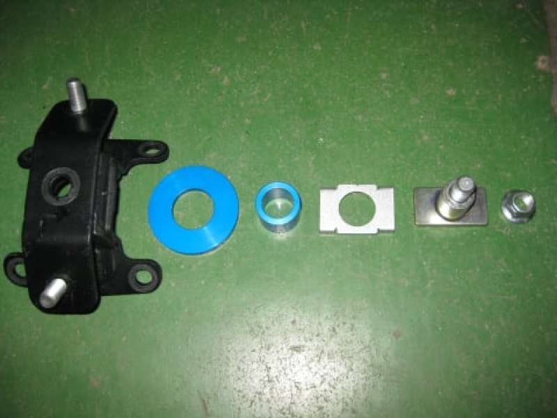 Transmission Mounts CUS965 912 A Cusco
