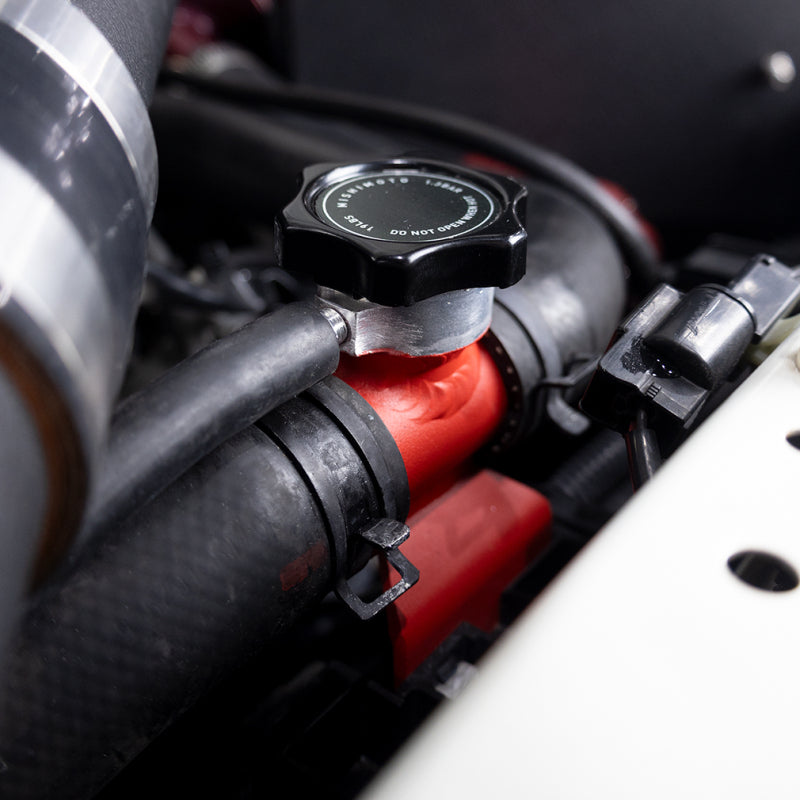 Coolant Fill Necks MISMMFN-EVO-BK Mishimoto