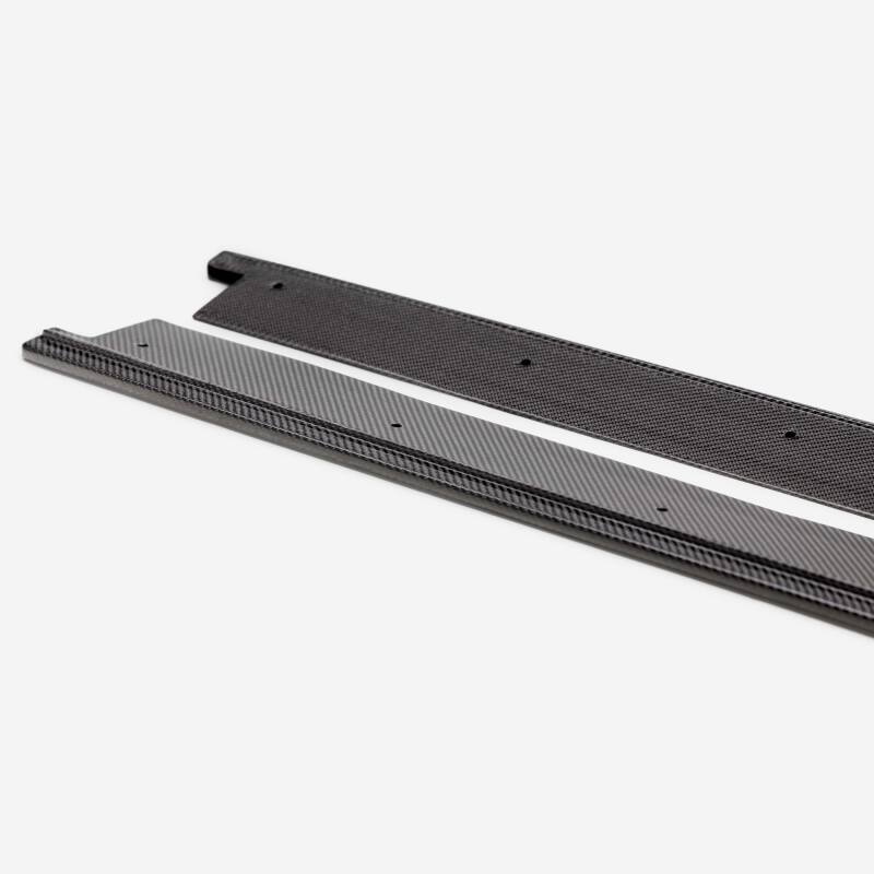 Side Skirts SEISS23TYGRCOR-MB Seibon