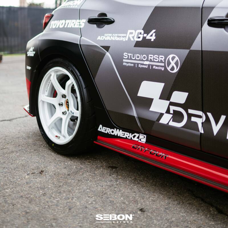 Side Skirts SEISS23TYGRCOR-MB Seibon