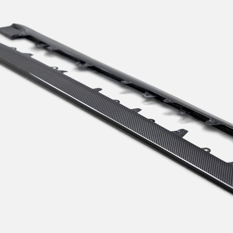 Side Skirts SEISS21LXIS350-MB Seibon